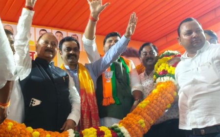 धरना-प्रदर्शन और रैली से सरकारें नहीं बदलतीं:जौनपुर में केंद्रीय मंत्री का विपक्ष पर हमला, बोले- 2027 में फिर बनेगी भाजपा सरकार