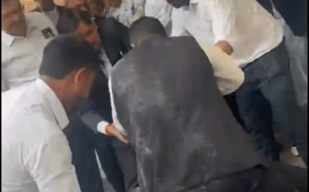 हरदोई कचहरी में अधिवक्ताओं के बीच मारपीट, मुकदमा दर्ज:दोनों वकीलों ने एक-दूसरे पर लगाए मारपीट के आरोप, जांच जारी