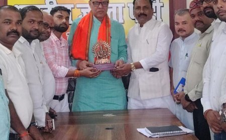 भाजपा की जिला बैठक:अजय सिंह गौतम ने कहा- सोशल मीडिया प्लेटफॉर्म के सकारात्मक उपयोग