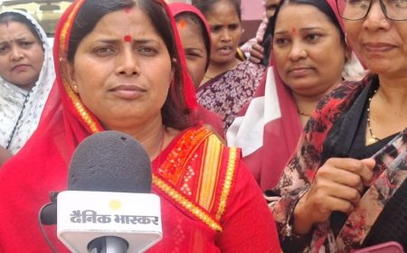 आशा कार्यकत्रियों ने किया सीएमओ ऑफिस का घेराव:12 सूत्रीय मांगों को लेकर प्रदर्शन, मुख्यमंत्री करें घोषणा