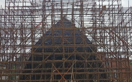 शिवपुर में दुर्गा पूजा की तैयारियां तेज:राजस्थानी शैली में सजेगा पंडाल, बंगाल के कारीगर कर रहे निर्माण