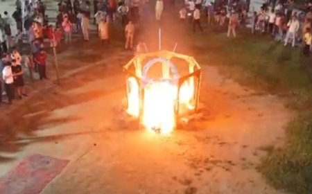 कासगंज में जय श्रीराम के जयकारों के साथ लंका दहन:3 हजार श्रद्धालु बने साक्षी, राम-हनुमान मिलन; बाली उद्धार का मंचन, ड्रोन से निगरानी