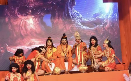 रामलीला में सीता हरण, जटायु मरण और राम-हनुमान मिलन का मंचन