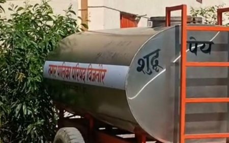 मेडिकल अस्पताल और कॉलोनी में पानी सप्लाई ठप:बिजनौर में पाइपलाइन फटने से परेशानी, डॉक्टरों-स्टाफ को दिक्कत