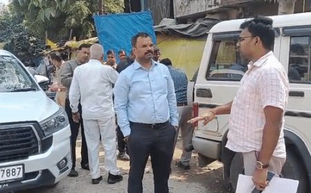 कानपुर में दीपावली से पहले गड्‌ढामुक्त होंगी सड़कें:नगर आयुक्त का अल्टीमेटम, सड़क पर कूड़ा फेंकने पर लगा 20-20 हजार जुर्माना