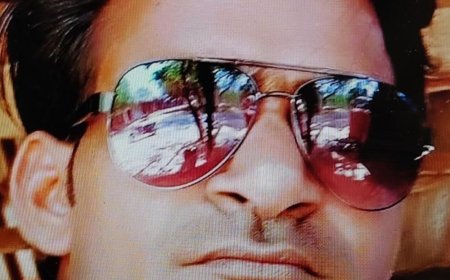 पंखा लगाते समय करंट की चपेट में आया युवक, मौत:उन्नाव में हुआ हादसा, ई-रिक्शा चलाकर पालता था परिवार