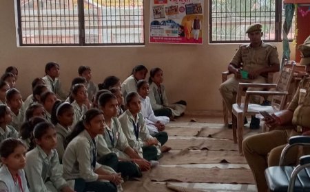 डिबाई में साइबर सुरक्षा कार्यक्रम आयोजित:विद्यार्थियों को ऑनलाइन धोखाधड़ी और सोशल मीडिया सुरक्षा के प्रति किया जागरूक