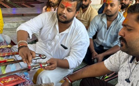 मुरादाबाद में विजयदशमी पर शस्त्र पूजन के साथ निकली रथ:आत्मरक्षा और सुरक्षा के प्रति जागरूक रहने का दिया संदेश