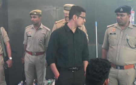 कौशांबी में रात 2 बजे चलते मिले हुक्का बार:गाजियाबाद पुलिस कमिश्नर के निर्देश पर DCP ने मारा छापा, हाईकोर्ट ने लगाई है रोक