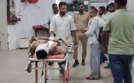 सुल्तानपुर में दो बाइकों की भिड़ंत, कांस्टेबल घायल:हेलमेट नहीं पहनने से सिर में आई गंभीर चोट, लखनऊ रेफर