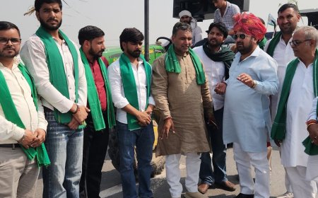 भारतीय किसान यूनियन ने दादरी में निकाली ट्रैक्टर रैली:एसडीएम को ज्ञापन सौंपकर SIR रद्द करने और मतदान अधिकार बहाल करने की मांग