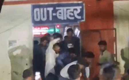 BHU अस्पताल के छोटी गेट पर मारपीट:सुरक्षाकर्मी का मोबाइल टूटा,युवक को सड़क पर गिराकर मारते दिखे