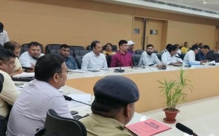 संतकबीरनगर में 25, 30 अक्टूबर और 1 नवंबर को PET:8 केंद्र बनाए, सीसीटीवी और सुरक्षा व्यवस्था दुरुस्त रखने के निर्देश