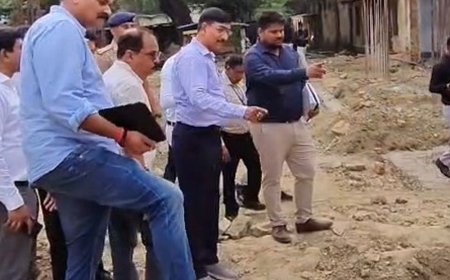 मार्च तक स्टेशन का कायाकल्प:उन्नाव में DRM ने निर्माण की रफ्तार बढ़ाने के दिए निर्देश, नेपाली युवक की मौत की रिपोर्ट