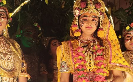 कानपुर में निकली शोभायात्रा:परेड रामलीला में हनुमानजी ने किया लंका दहन, जयकारों से गूंज उठा लीलास्थल