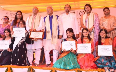 मेरठ में स्वदेशी उत्पादों की 10 दिवसीय प्रदर्शनी शुरू:राज्यसभा सदस्य ने किया उद्घाटन, ग्रामीण उद्यमियों को मिलेगा बाजार