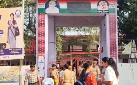 एटा में PET की पहली पाली की परीक्षा शुरू:3 स्तर की चेकिंग के बाद अभ्यर्थियों को मिला प्रवेश, बनाए गए 10 केंद्र