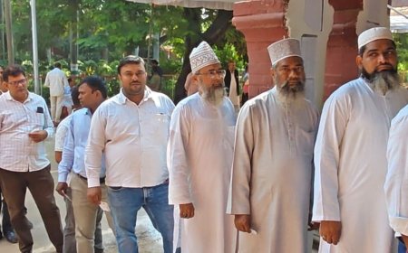 जौनपुर में एमएलसी चुनाव के लिए मतदान शुरू:67,172 मतदाता डाल रहे वोट, सुबह 8 से शाम 4 बजे तक होगा मतदान; 9 बजे तक 5%वोटिंग हुई