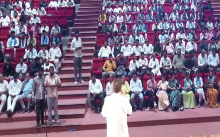 NSUI ने आयोजित किया प्रारंभ 2026:नई पीढ़ी नई सोच छात्र संवाद में शामिल हुए युवा, मथुरा में राष्ट्र निर्माण और छात्र अधिकारों पर हुआ मंथन