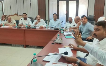 सहारनपुर नगर निगम बैठक में शहर के मुद्दे छाए:पांवधोई नदी की सफाई नवंबर में होगी, खराब स्ट्रीट लाइटें भी सुधरेंगी