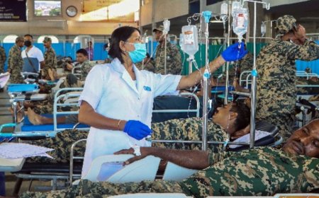भास्कर अपडेट्स:मणिपुर के इंफाल में तैनात 75 BSF जवानों को फूड पॉइजनिंग, आलू-पुरी खाने के बाद उल्टियां हुईं, अस्पताल में भर्ती