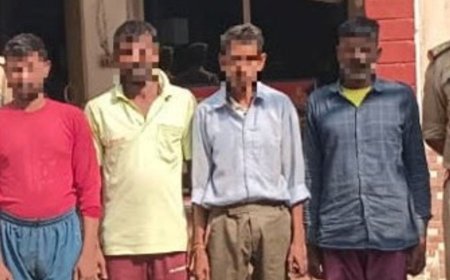 फर्जी दस्तावेजों से जमीन बेचने के मामले में 4 गिरफ्तार:बाहर रहने वाले मालिकों की जमीन को निशाना बनाते थे, फर्जी आधार-पैन से करते थे धोखाधड़ी